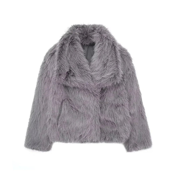 Chic blazer for women with a luxurious texture and a wide collar