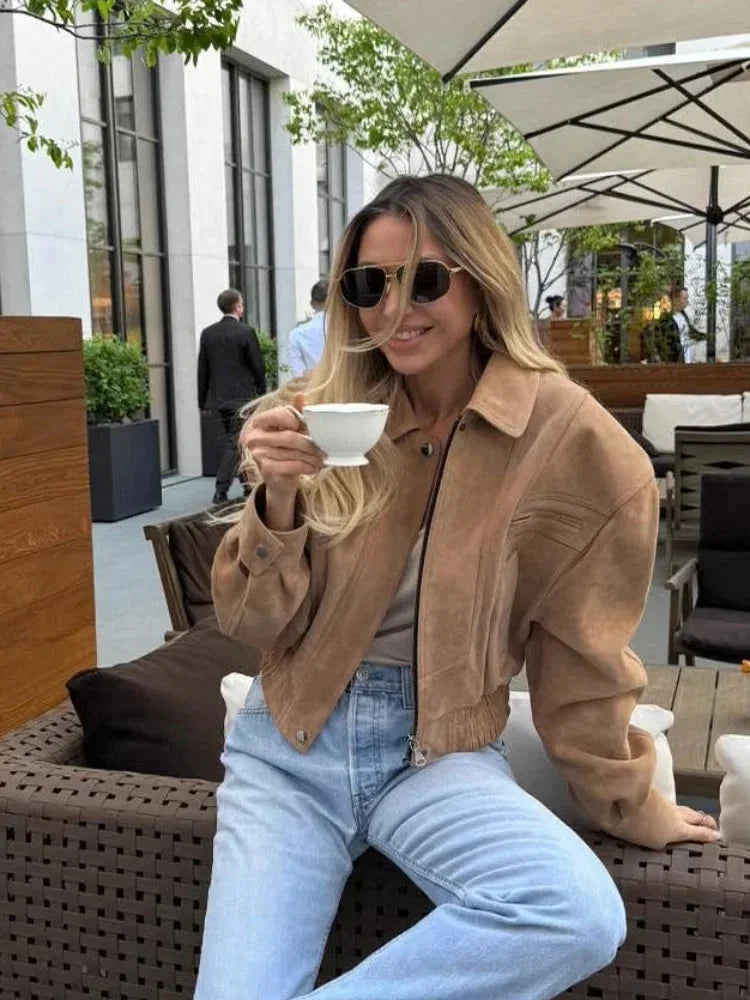 Short brown suede-look women's blazer with zipper and pockets