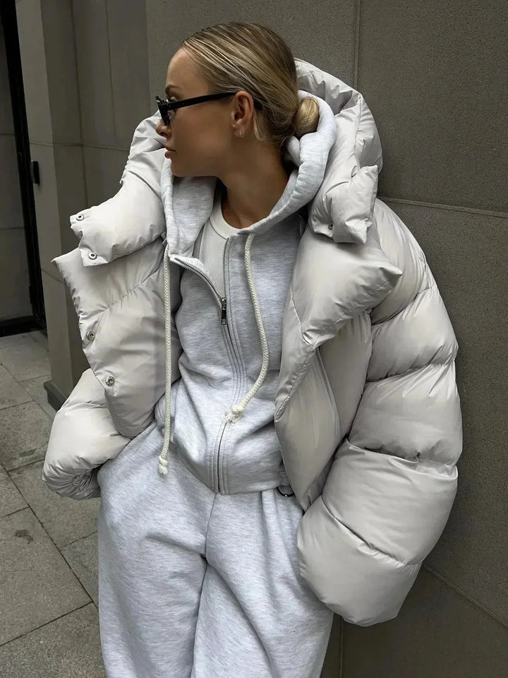 Oversized puffer jacket for women with stand-up collar