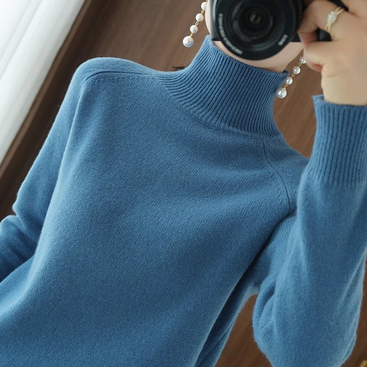 Women's Fitted Turtleneck Sweater