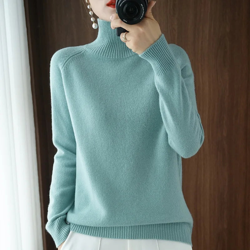 Women's Fitted Turtleneck Sweater